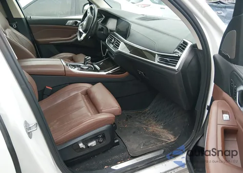 2020 BMW X7 xDrive40I z USA, uszkodzony, nr VIN 5UXCW2C04L9A01849